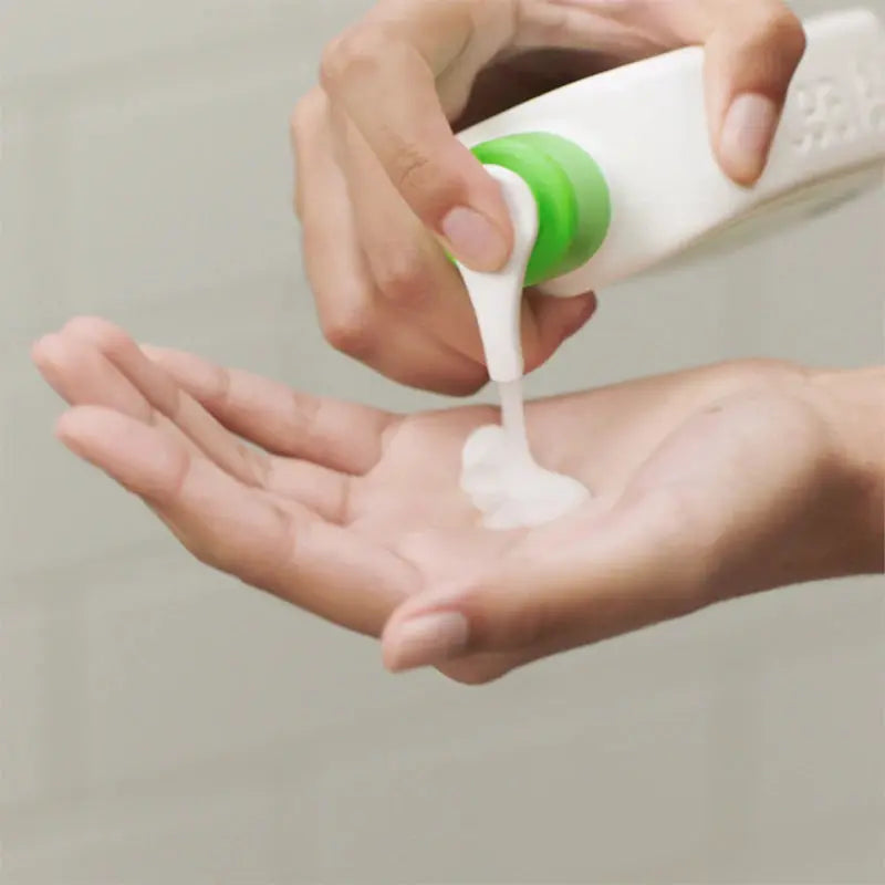CeraVe Hydrating Cleanser 473 ml.