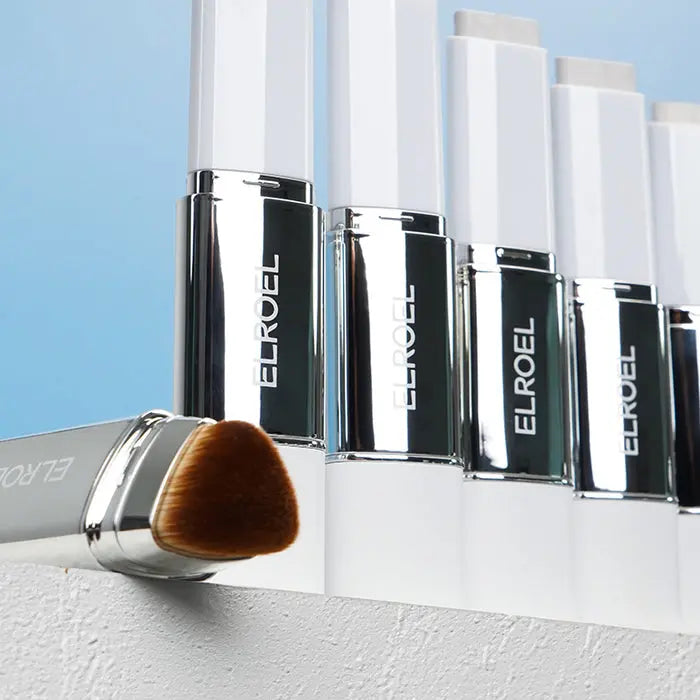 Elroel Blanc Cover Cream Stick Medium, foundation en huidverzorging in één, foto 4 van 4