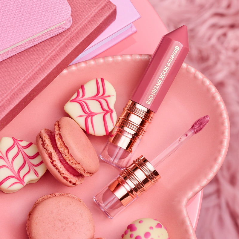 Essence Book Lovers Club Blurring Lip Cream 01 Chapter: Happily Ever After, vloeibare lipcrème met matte finish
