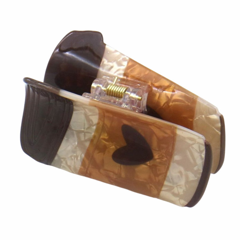 Hair Musthaves Hair Claw Coffee 8cm, koffiekleurige haarclip van 8 cm voor het vastzetten van haar.