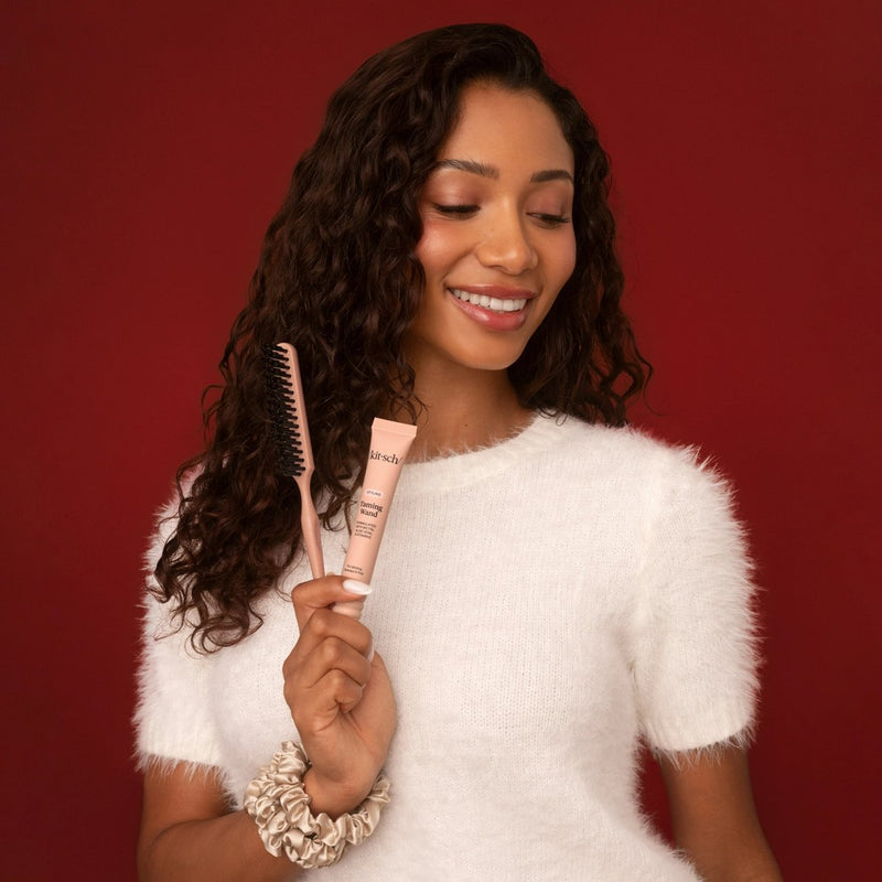 Kitsch Holiday Sleigh All Day 5pc Gift Set, haarverzorgingsset met borstel, taming wand en scrunchies