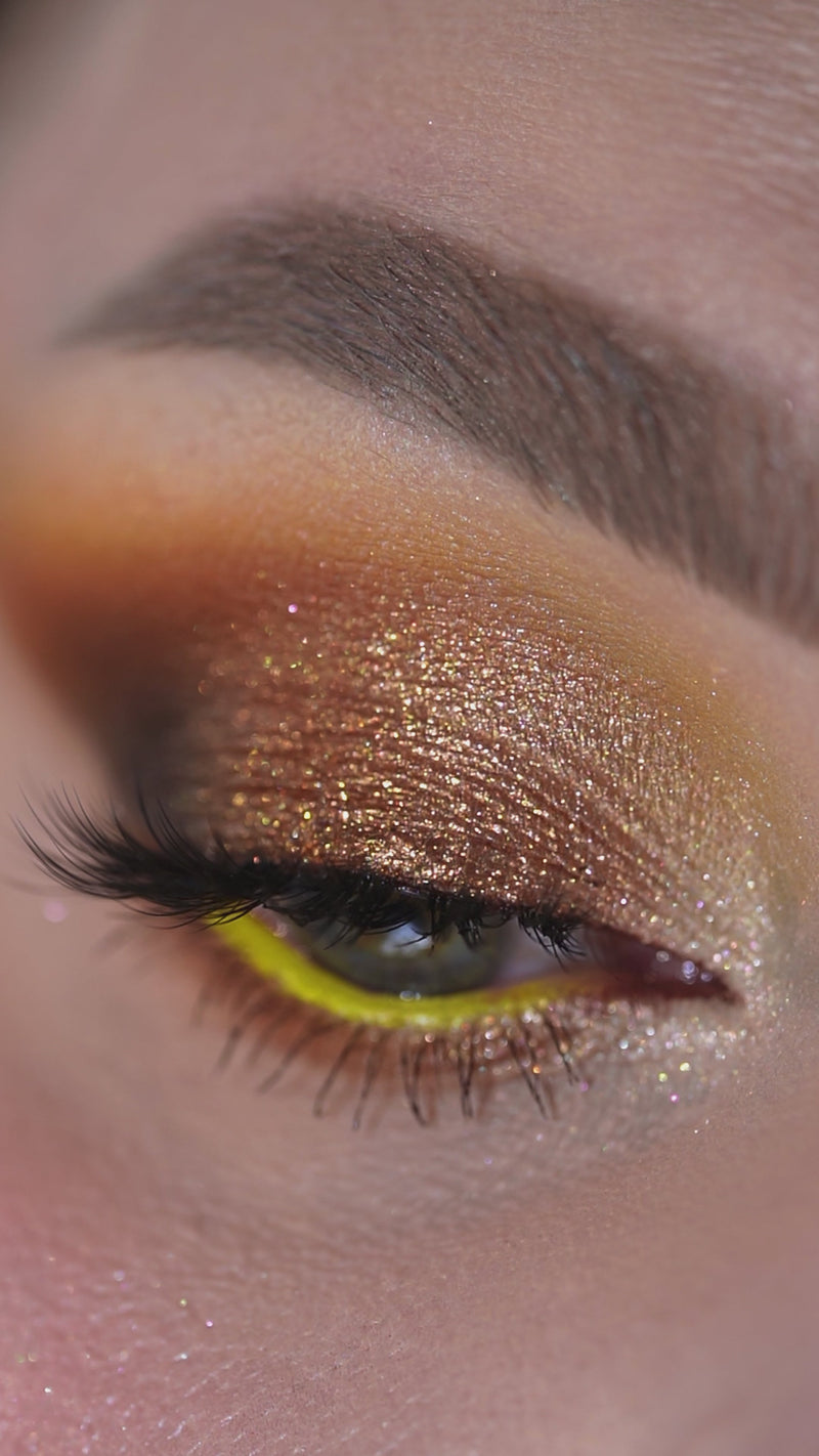 Singe Beauty Paisley Hoot Palette 7