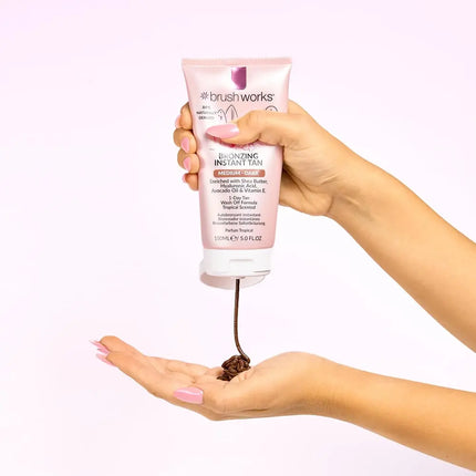 Brushworks Bronzing Instant Tan Medium/Dark