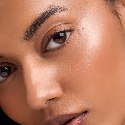 Catrice Cloud Tint Cushion Highlighter 010 Stay Halo’d