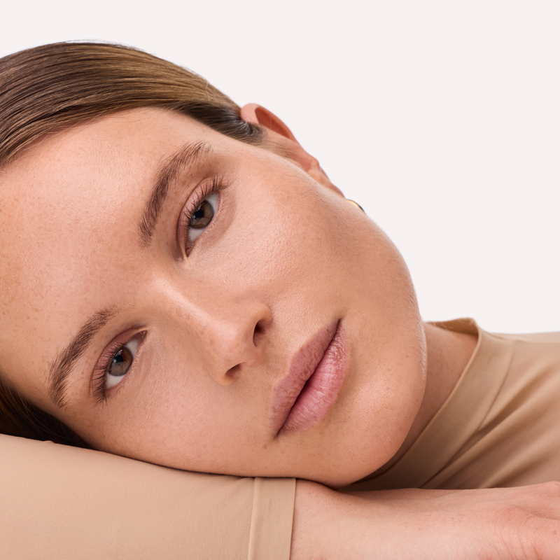 Catrice Skin Like Luminous Foundation 027C