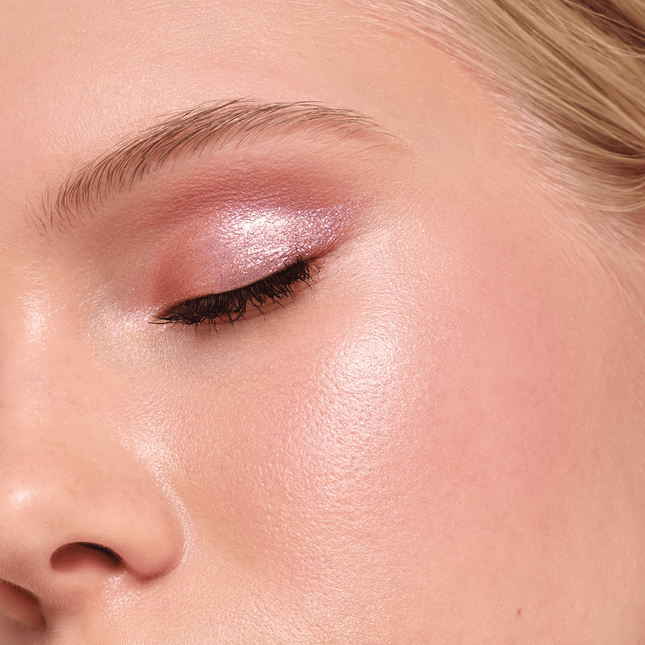 Essence Disney Alice In Wonderland Jelly Jewels Glitter Eyeshadow Topper 01 Be Adventurous