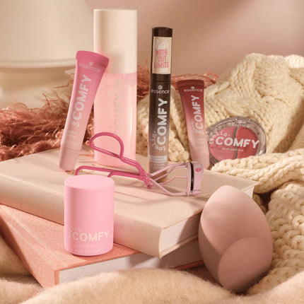 Essence Feelin' Comfy Peptide Lipgloss 01 Strawberry Self-love