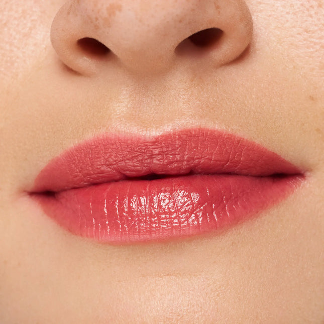Essence Hydra Kiss Lip Tint 01 Blushing Nude