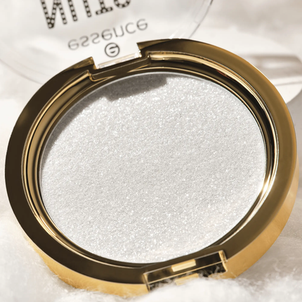 Essence Nuts About You All-Over Highlighter Sugar Plum Fairy's Dust