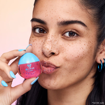 Essence Superman Lip Scrub