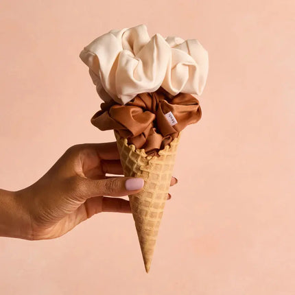 Kitsch Oversized Scrunchies Creme & Camel