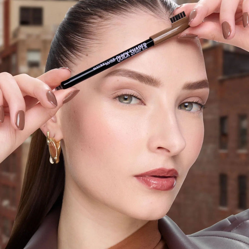 Maybelline Quick Shaper Eyebrow Pencil Deep Brown, wenkbrauwpotlood met spoolie, foto 4 van 4