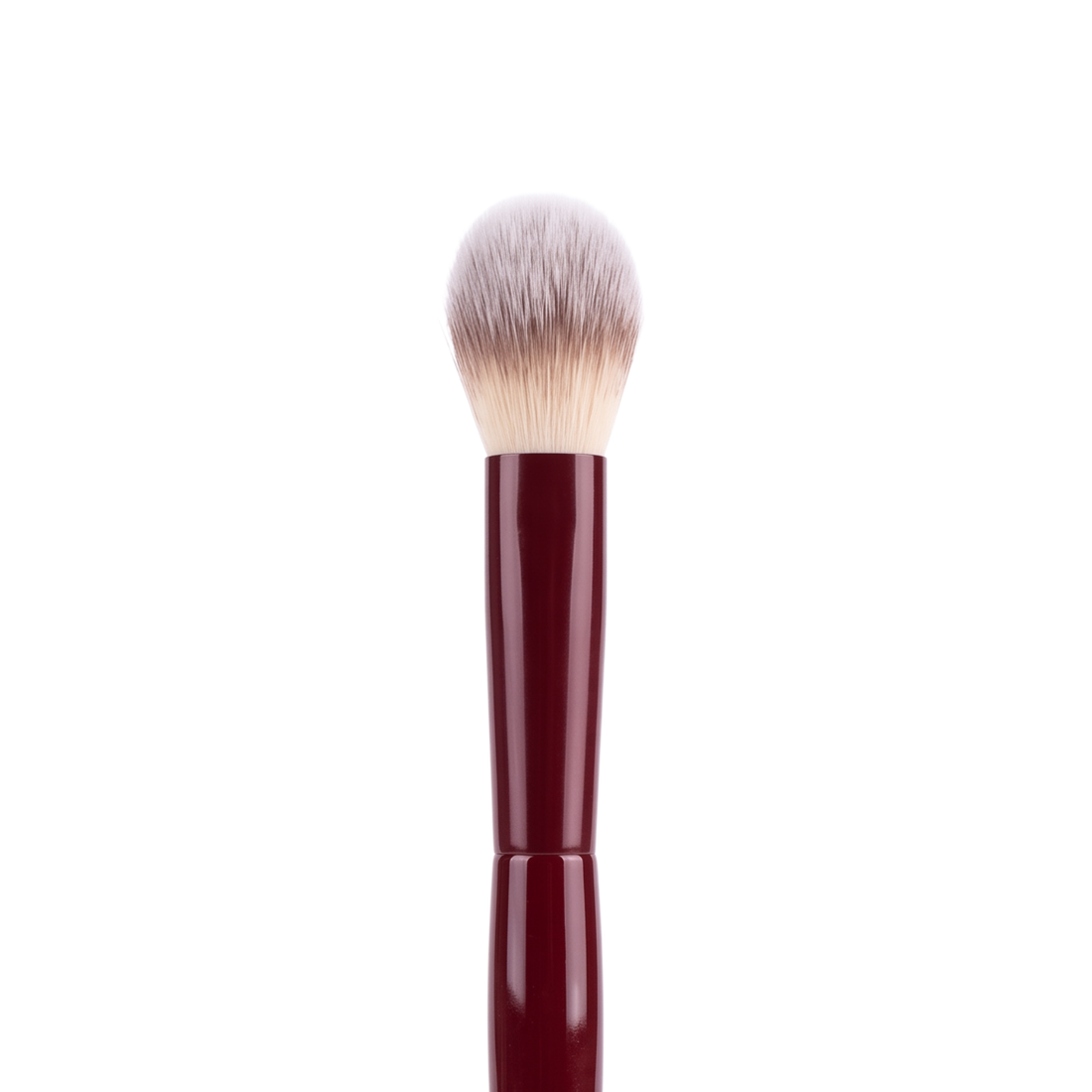 Boozyshop Flawless Precision Powder Brush, Nahaufnahme des Pinselkopfs vor weißem Hintergrund