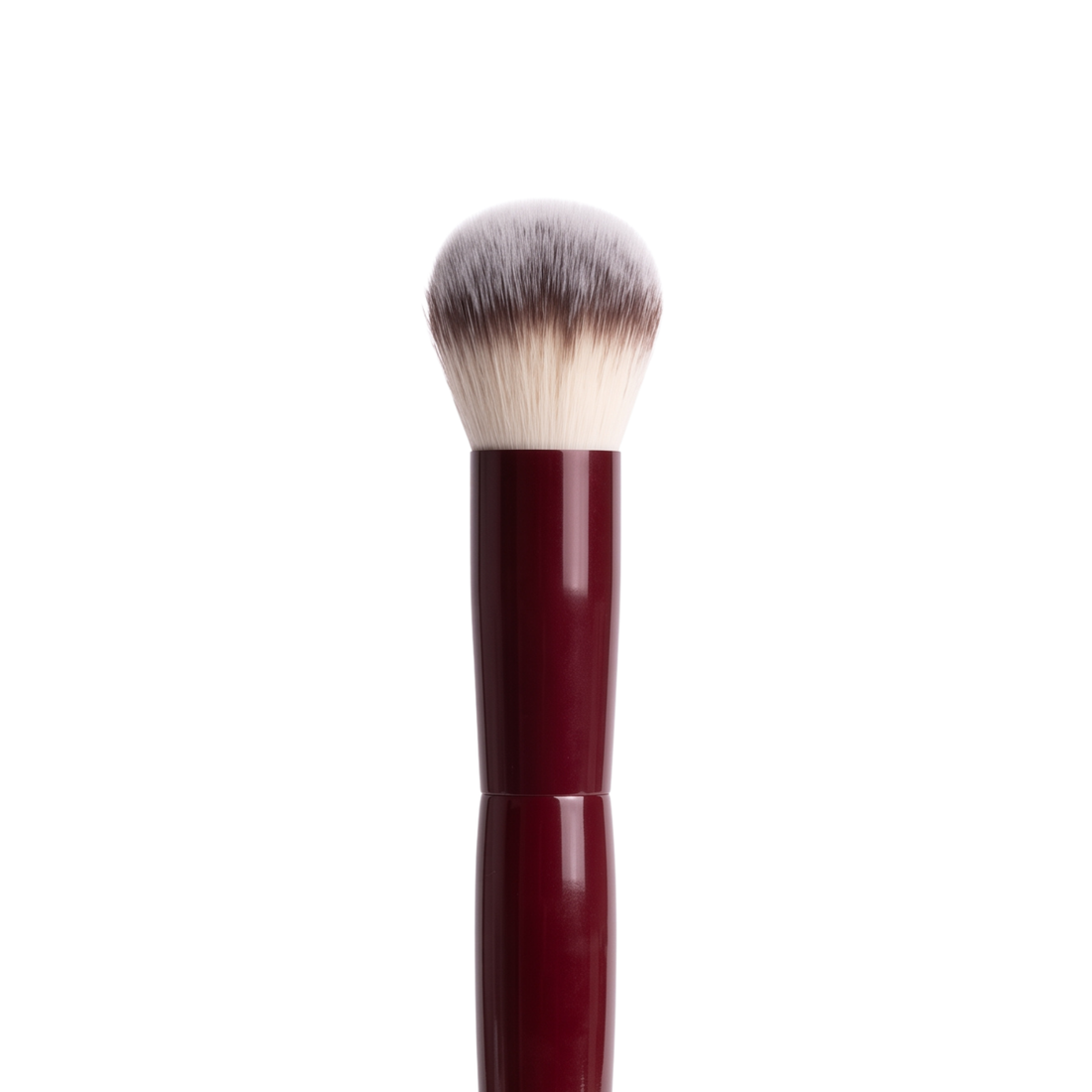 Boozyshop Flawless Round Foundation Brush, Nahaufnahme des runden Pinselkopfs vor weißem Hintergrund