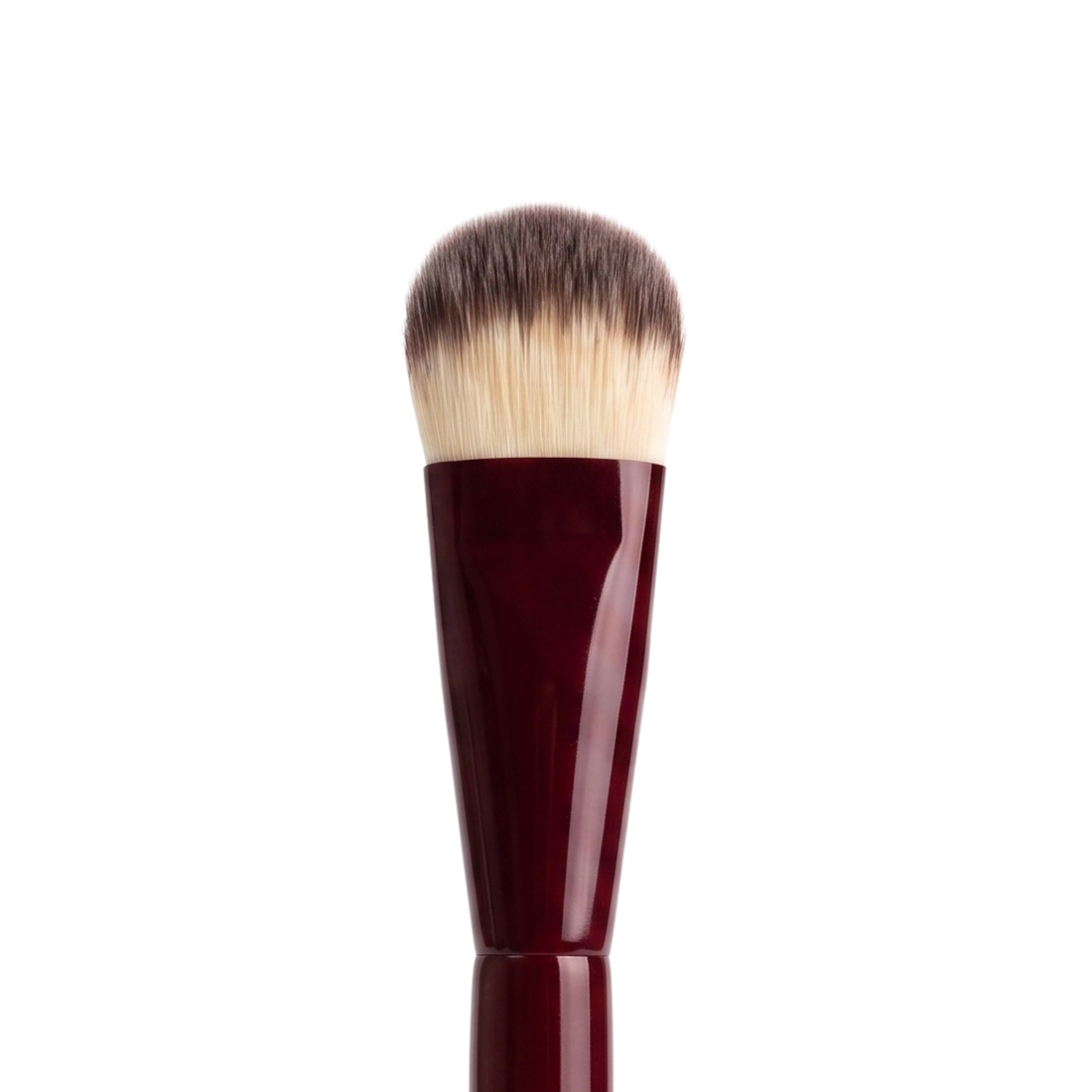 Boozyshop Flawless Small Contoured Foundation Brush, Nahaufnahme des Pinselkopfs vor weißem Hintergrund