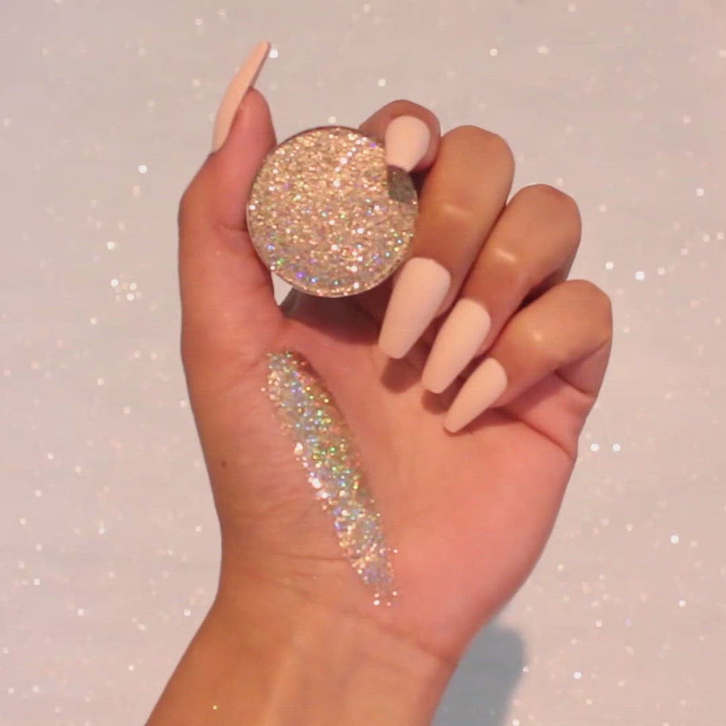 Vani Cosmetics Pressed Glitter Eclipse, holografische gouden pressed glitter oogschaduw, foto 2 van 7